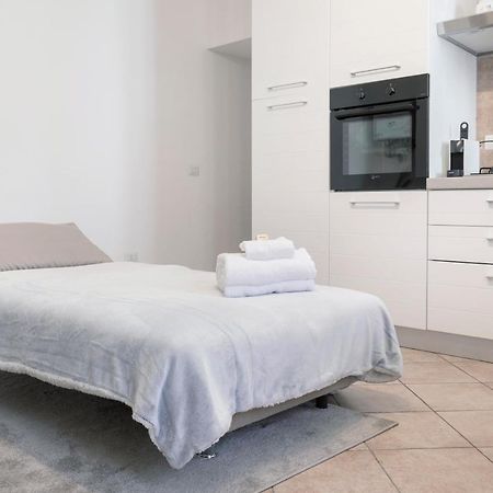 Aura Apartment - Como City Centre ภายนอก รูปภาพ