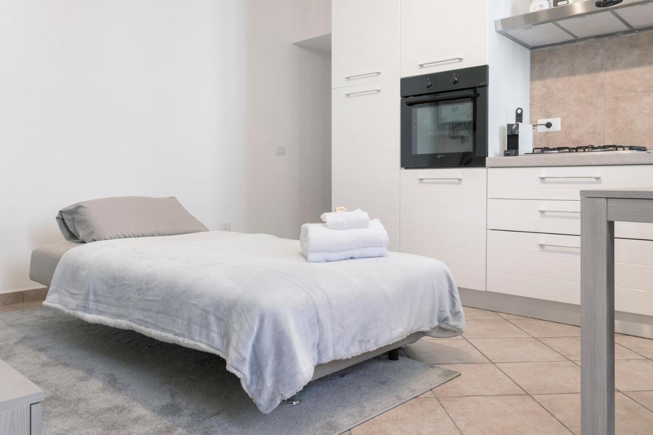 Aura Apartment - Como City Centre ภายนอก รูปภาพ