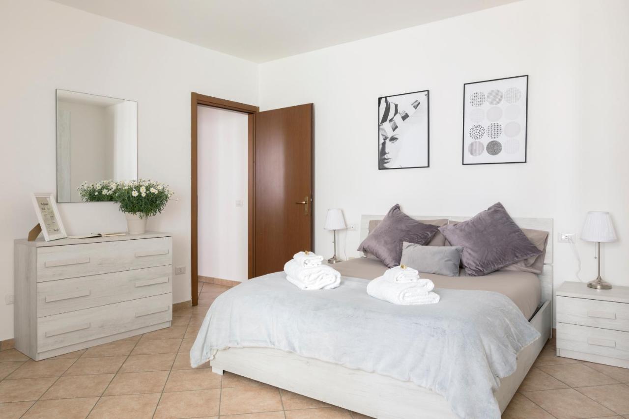 Aura Apartment - Como City Centre ภายนอก รูปภาพ